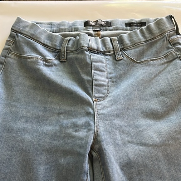 Judy Blue Pull On Skinny Fit High Rise Size 13/31 - Picture 16 of 16